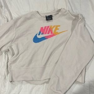 Nike crop sweatshirt, size L, excellent condition